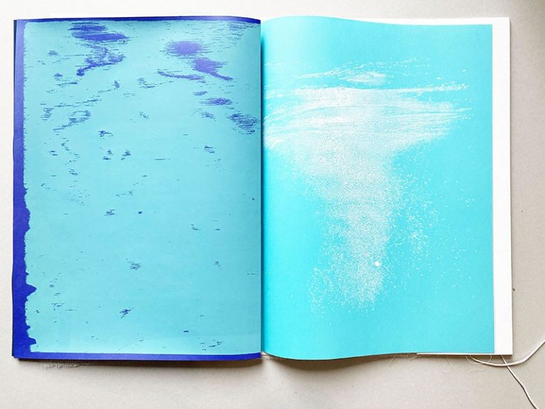 L&rsquo;&icirc;le inspir&eacute;e, Livre s&eacute;rigraphi&eacute;