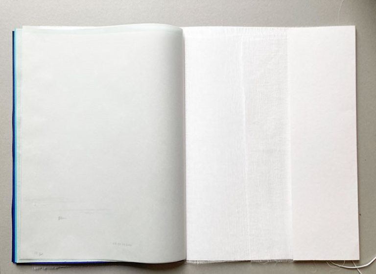 L&rsquo;&icirc;le inspir&eacute;e, Livre s&eacute;rigraphi&eacute;